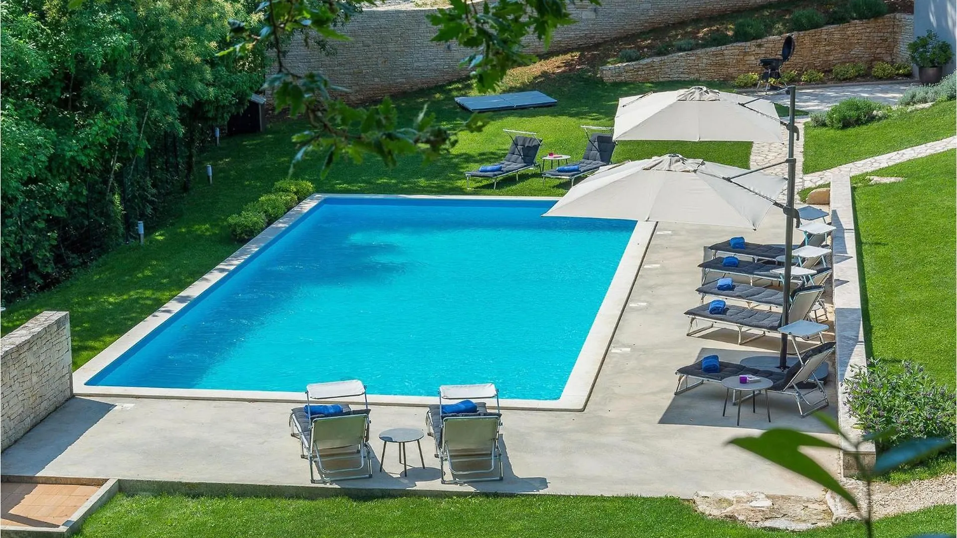 Villa Tre Colonne Modrušani 別荘